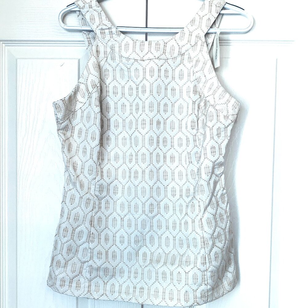 BANANA REPUBLIC Woman’s Embroidered Dressy or Casual Top NWT